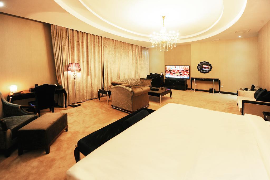 Soyol Hotel Ulaanbaatar Room photo